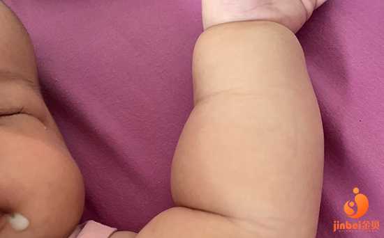 南昌世纪供卵公司,雅培VS美素佳儿 幼儿配方奶粉对比评测